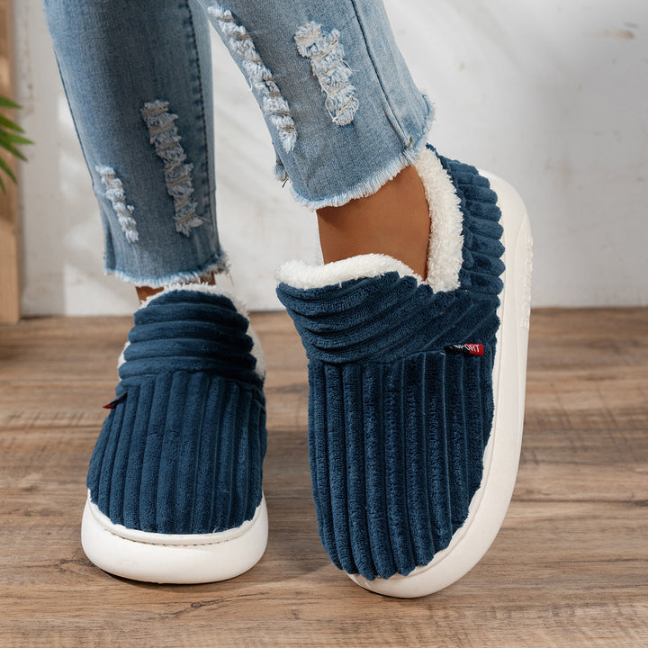 COZYSTEP™ | CHAUSSONS DOUILLETS EN PELUCHE POUR LA MAISON (MARRON, BLEU MARINE & GRIS)