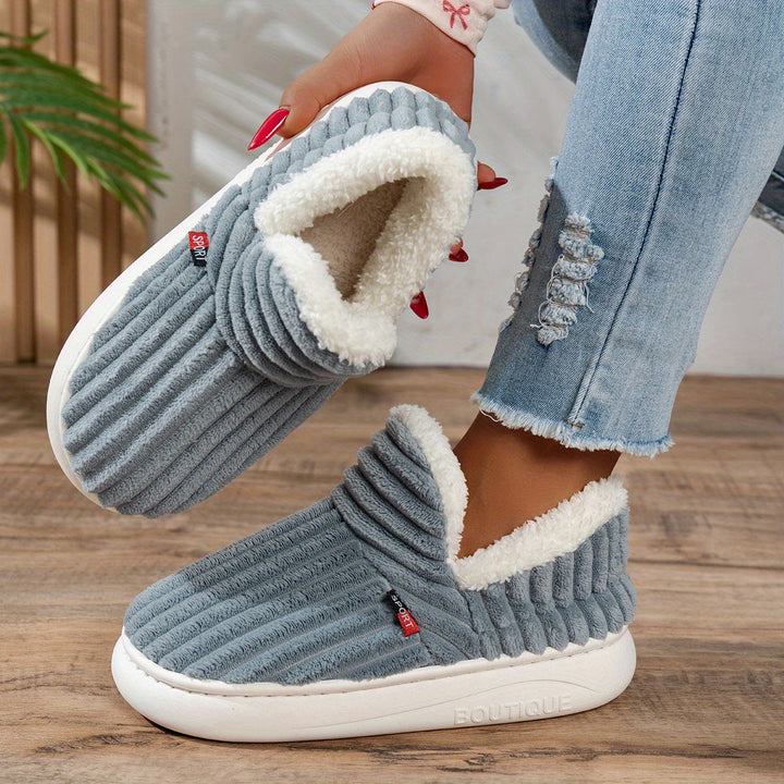 COZYSTEP™ | CHAUSSONS DOUILLETS EN PELUCHE POUR LA MAISON (MARRON, BLEU MARINE & GRIS)